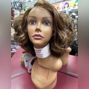 Kimberly Vanessa Wig